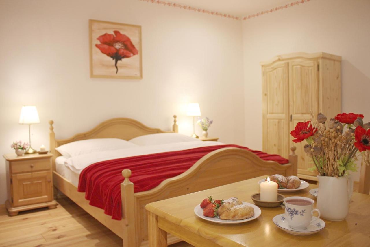 Apartmany Domestika Чески-Крумлов Экстерьер фото