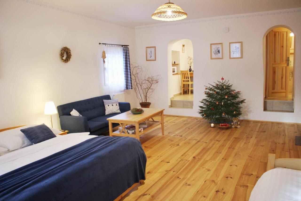 Apartmany Domestika Чески-Крумлов Экстерьер фото