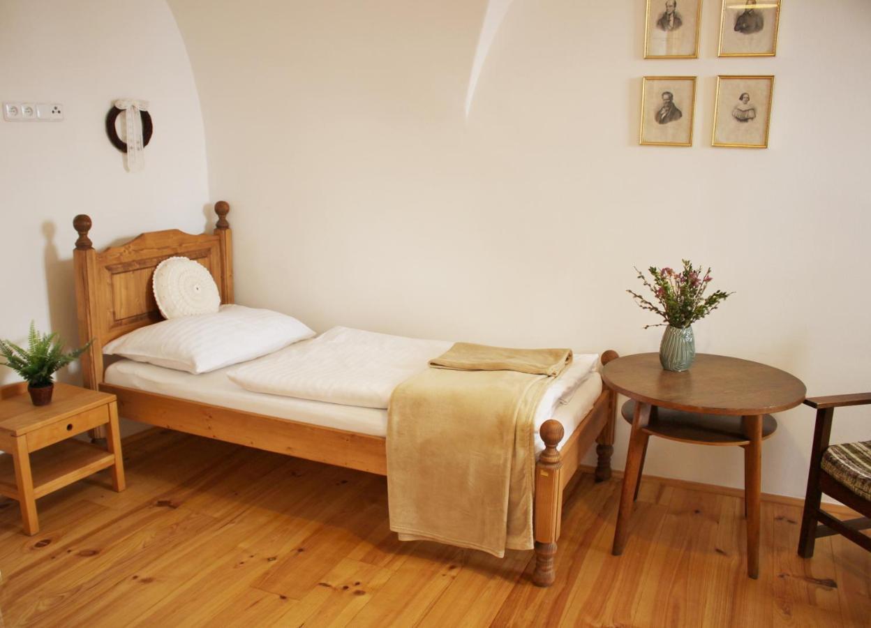 Apartmany Domestika Чески-Крумлов Экстерьер фото